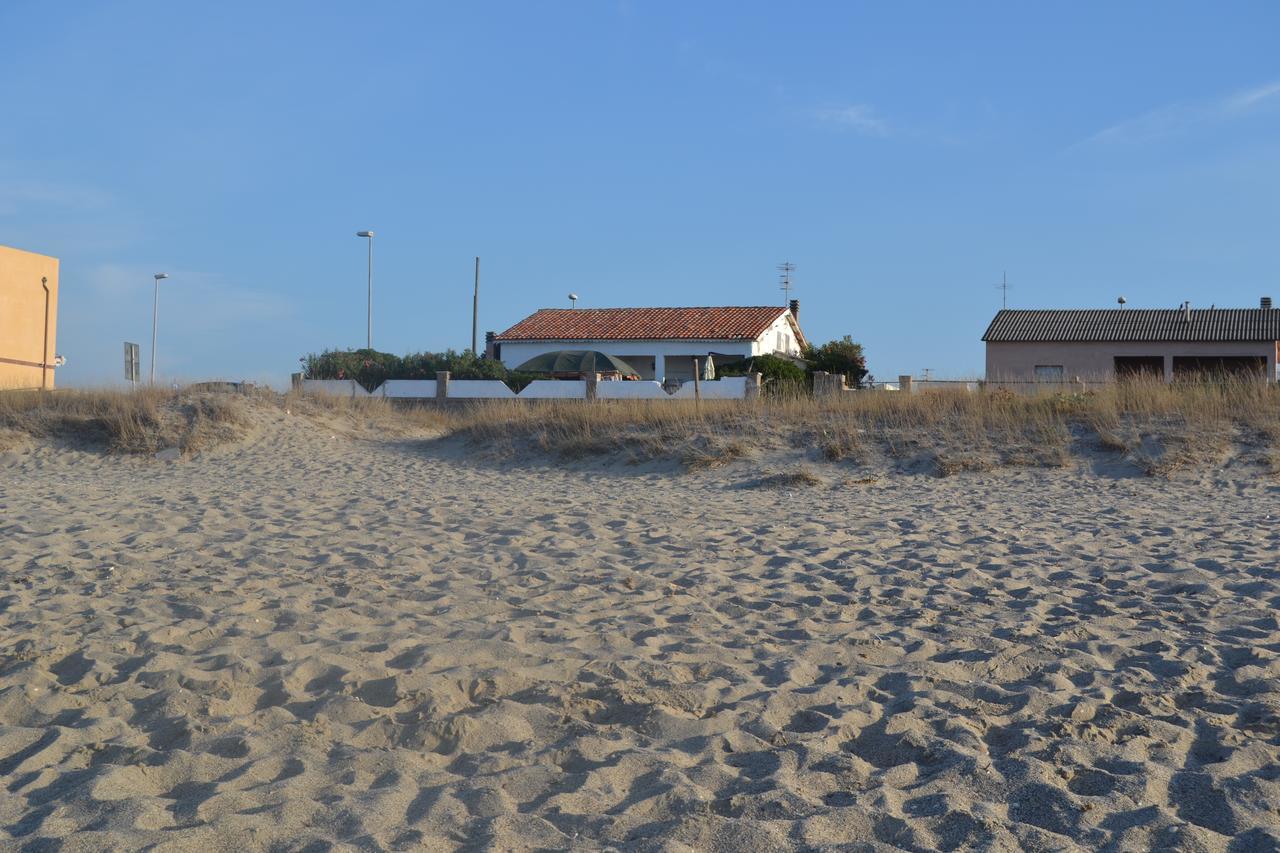 Miramare Struttura Sulla Spiaggia Platamona Extérieur photo