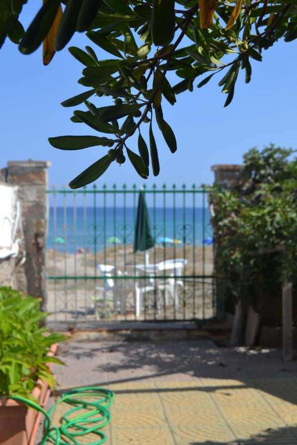 Miramare Struttura Sulla Spiaggia Platamona Extérieur photo